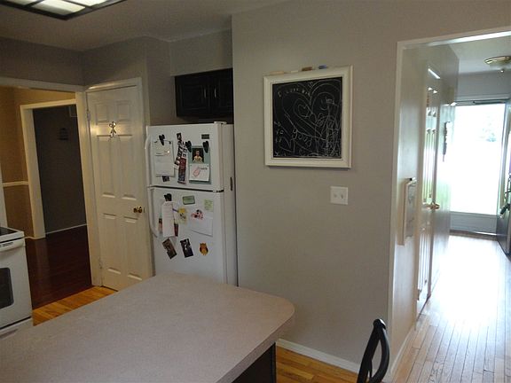 5th image of 12196 Riverbend Dr