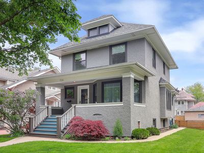 726 S Grove Ave, Oak Park, IL, 60304