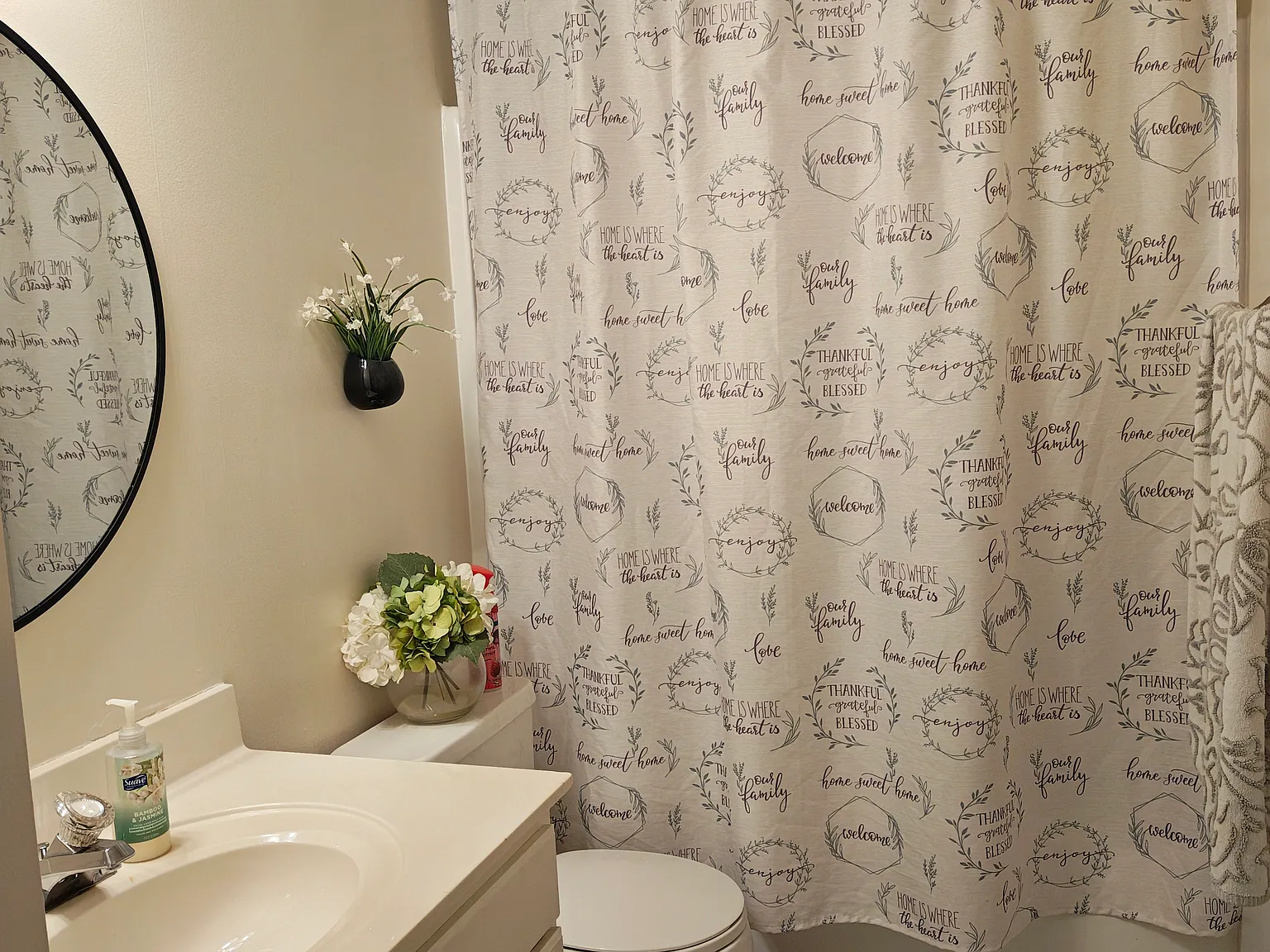 3 bed, 2.5 bath, 1766 sqft, $875 — Photo 3