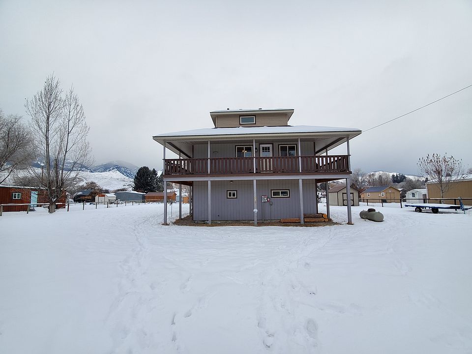 View of front from Water St