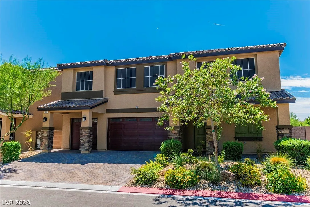 6 bed, 4.5 bath, 4428 sqft, $4,750 — Photo 1