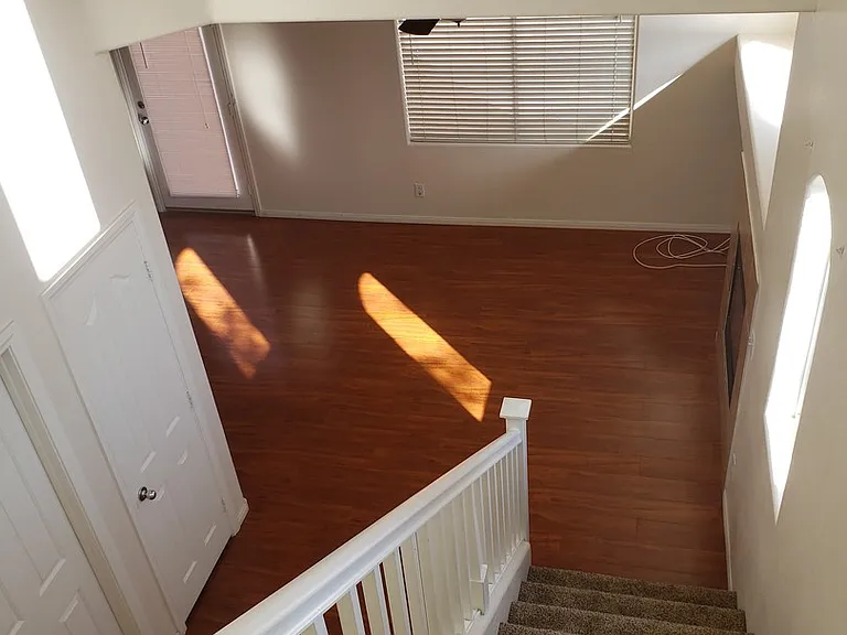 8904 Nautilus Vista Ct — Photo 33