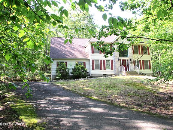 2nd image of 804 Basswood Ct W