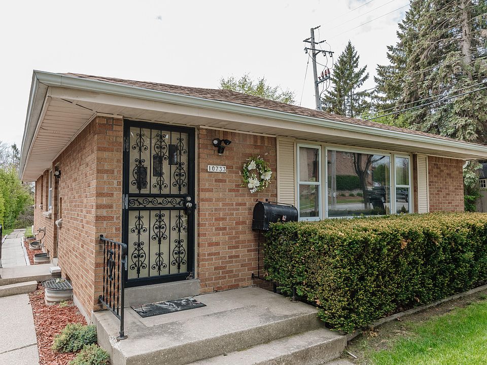 1st image of 10733 W York Pl