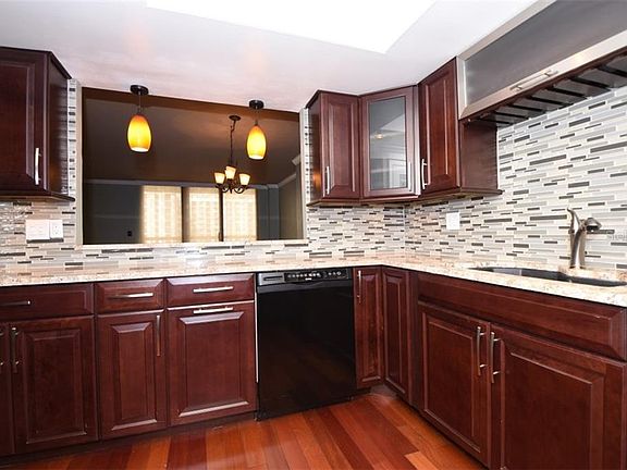 3rd image of 530 Central Blvd #1401