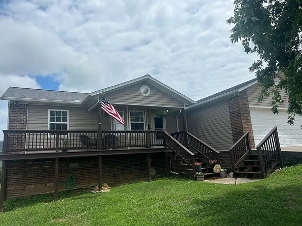 203 Paradise Heights Dr, Berryville, AR 72616