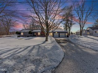 3 Corellis Drive, Rensselaer, NY 12144