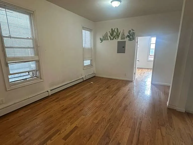 1304 Findlay Ave #2 — Photo 6