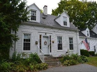 18 Maple Ave, Freeport, ME 04032