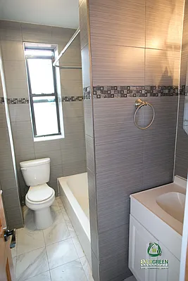Rented by Evergreen Apartments BK | media 58