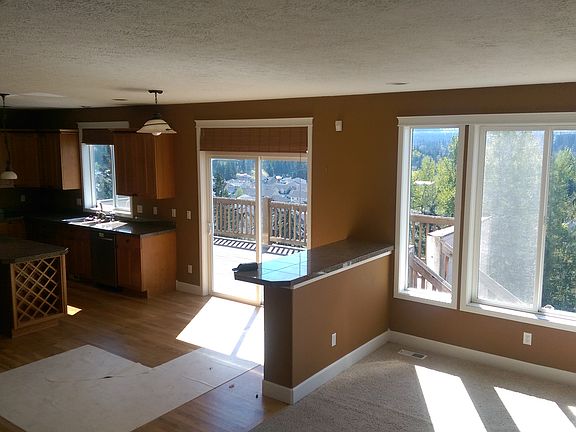 4th image of 17605 Panorama Blvd