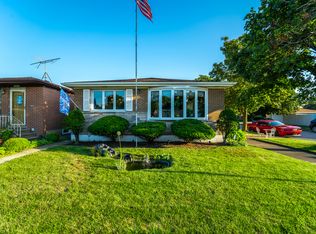 2735 E 127th St, Chicago, IL 60633