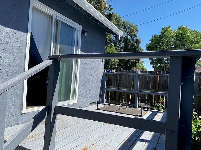 510 Maple St #1 — Photo 9
