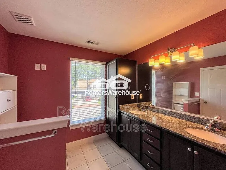 105 Bedford Pl — Photo 21