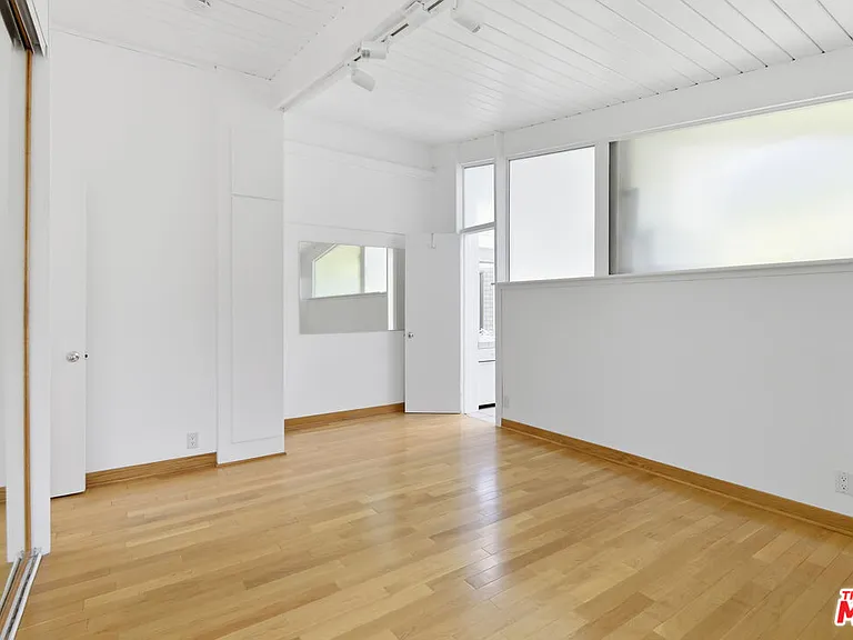 738 Hanley Ave — Photo 28