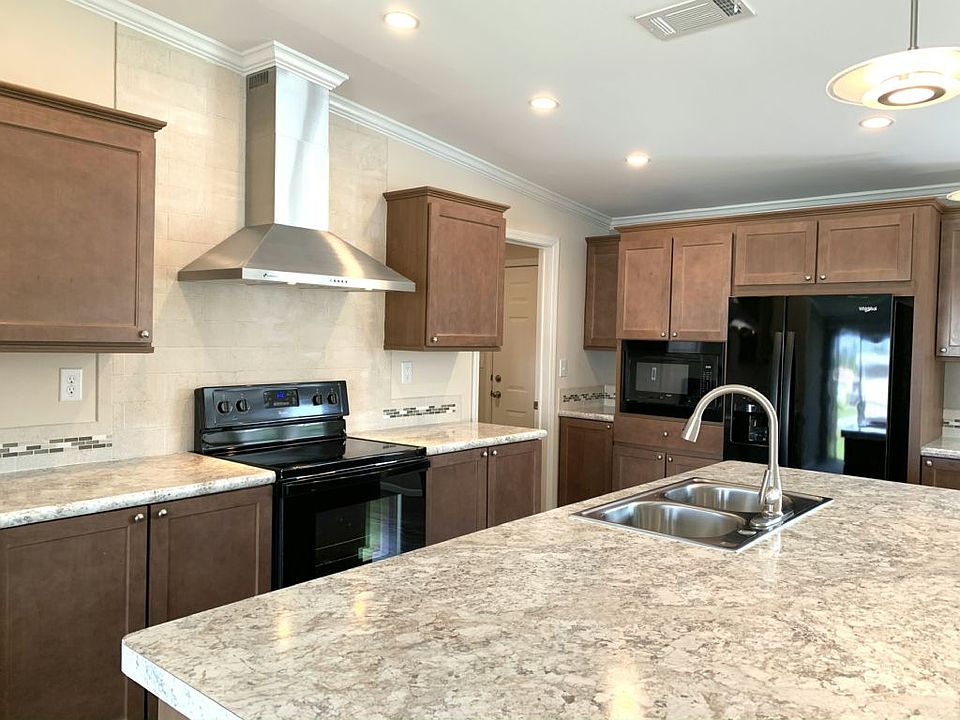 1st image of 113 Crossways Dr