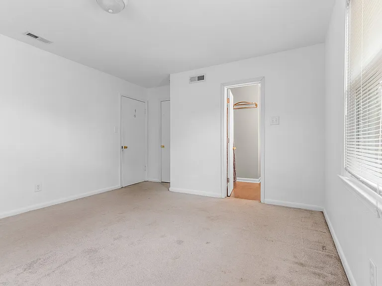 3220 Deer Park Dr — Photo 17