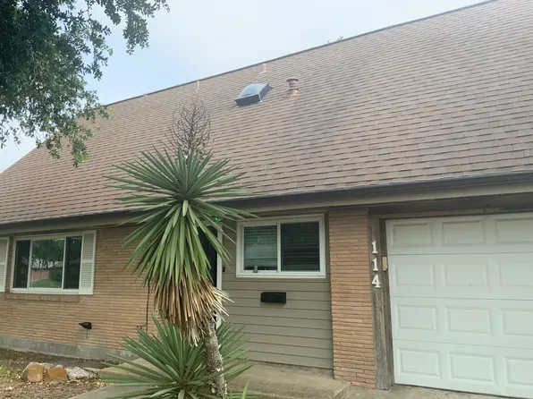 114 Carmel Dr, Portland, TX 78374