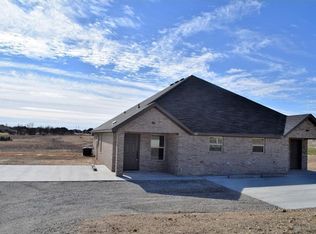 127 Crossfire Ct, Weatherford, TX 76088