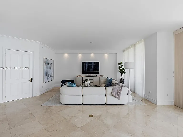 10295 Collins Ave #801 — Photo 8