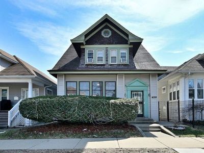 5411 W Thomas St, Chicago, IL, 60651