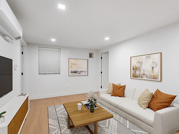 5th image of 12320 Montana Ave #110