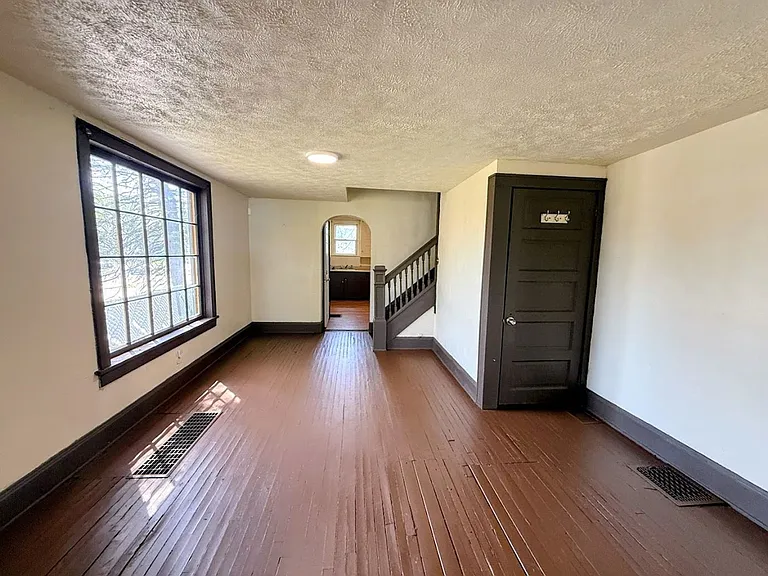 2048 2nd St NE — Photo 11