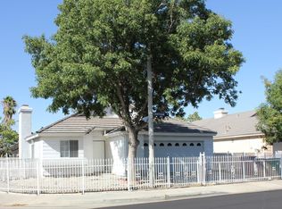 2017 Chatham Dr, Palmdale, CA 93550