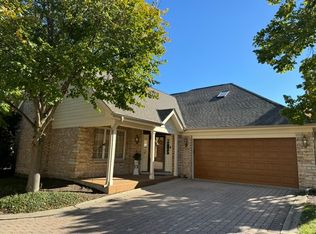 309 Rivershire Ct, Lincolnshire, IL 60069