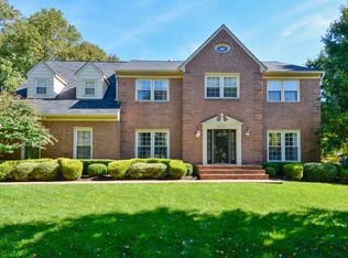 15701 Cranberry Ln, Silver Spring, MD 20906