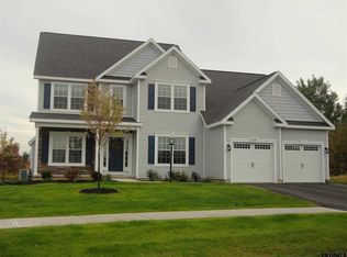 29 North Rd, Troy, NY 12180