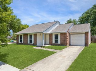 22738 Millgate Dr, Spring, TX 77373