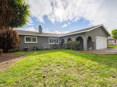 971 Cherry St, Hollister, CA, 95023