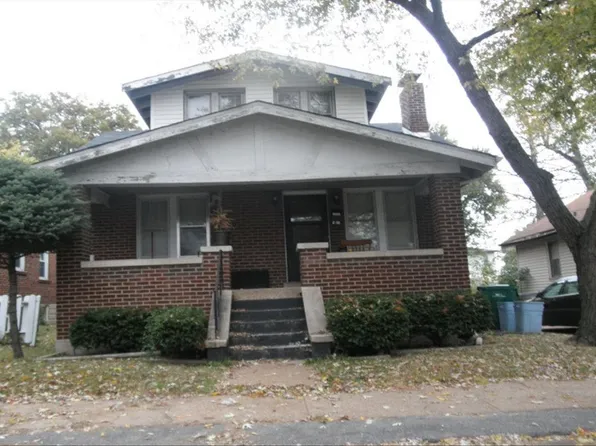 1949 Damato Ct, Saint Louis, MO 63136