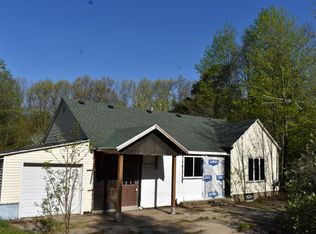 1531 S Barnes Rd, Muskegon, MI 49442