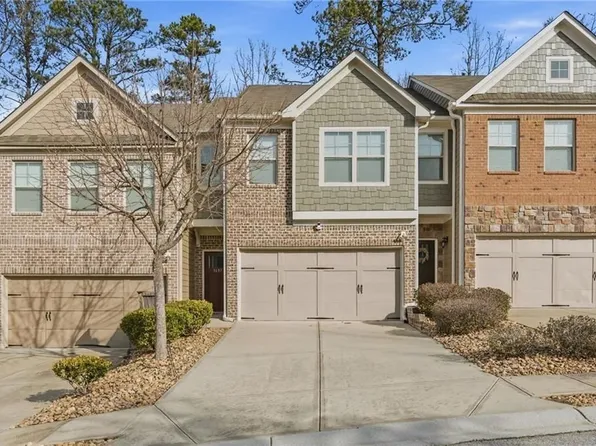 1697 Paxton Dr, Lilburn, GA 30047