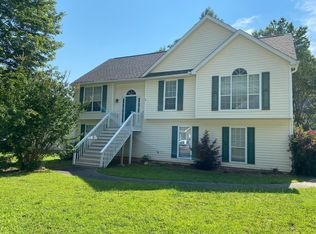 1150 Golden Valley Ct, Lawrenceville, GA 30043