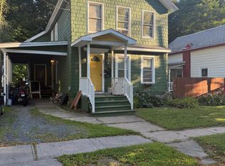 21 William St, Glens Falls, NY 12801