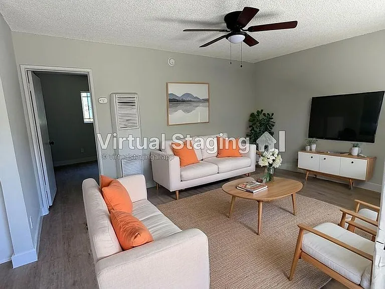 8029 S Hoover St — Photo 1