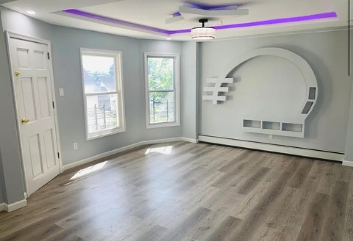 4 bed, 1220 sqft, $1,600 — Photo 2
