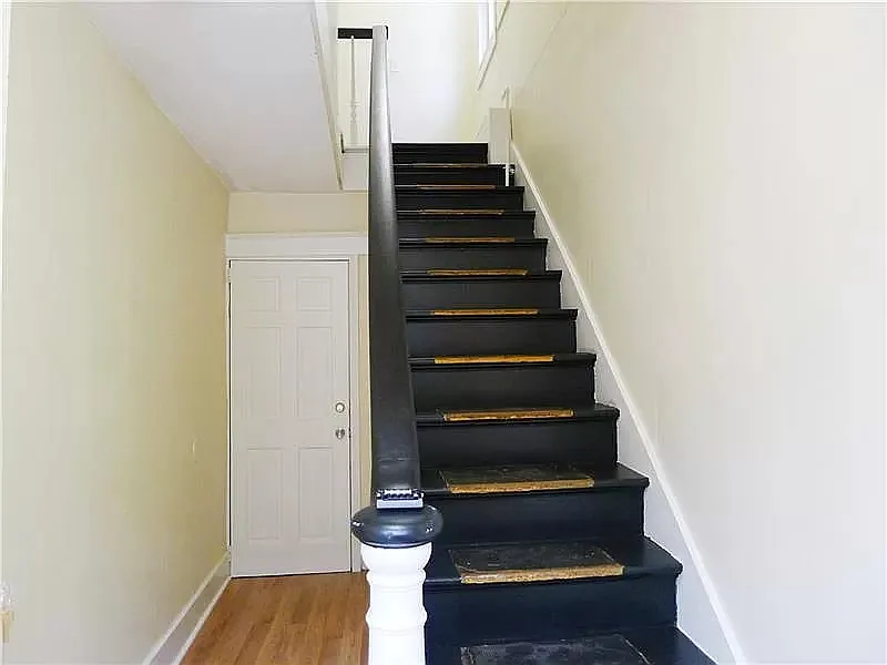 Building Photo - 1406 Firth St #2