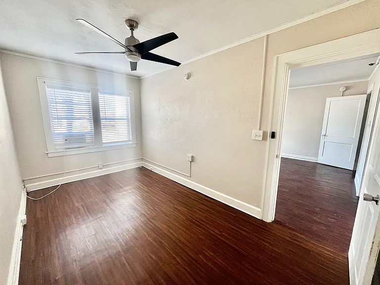 5th Street Lofts — Photo 15