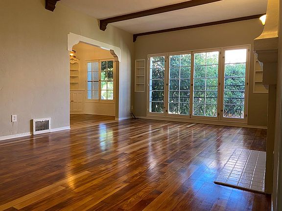 2nd image of 650 S Cloverdale Ave #3
