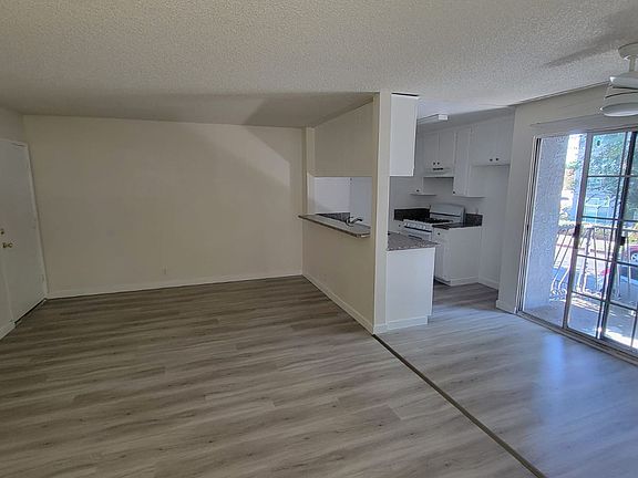 3rd image of 11007 Hartsook St APT 101