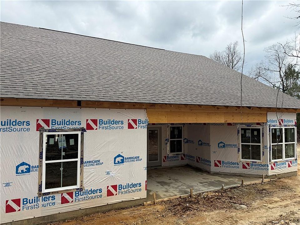 2nd image of 418 Oswichee Rd