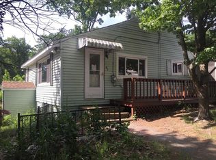 67 Lake Shore Dr S, Westford, MA 01886