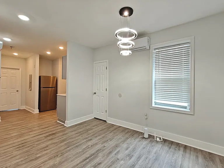 1404 N 21st St #1 — Photo 1