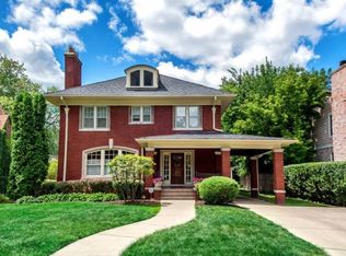 965 Pemberton Rd, Grosse Pointe Park, MI 48230