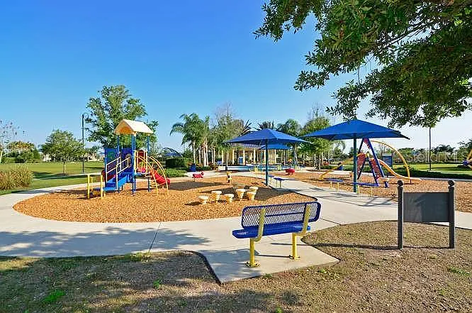 11790 Forest Park Cir — Photo 53