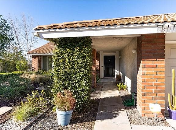 4th image of 4211 Pickney Dr